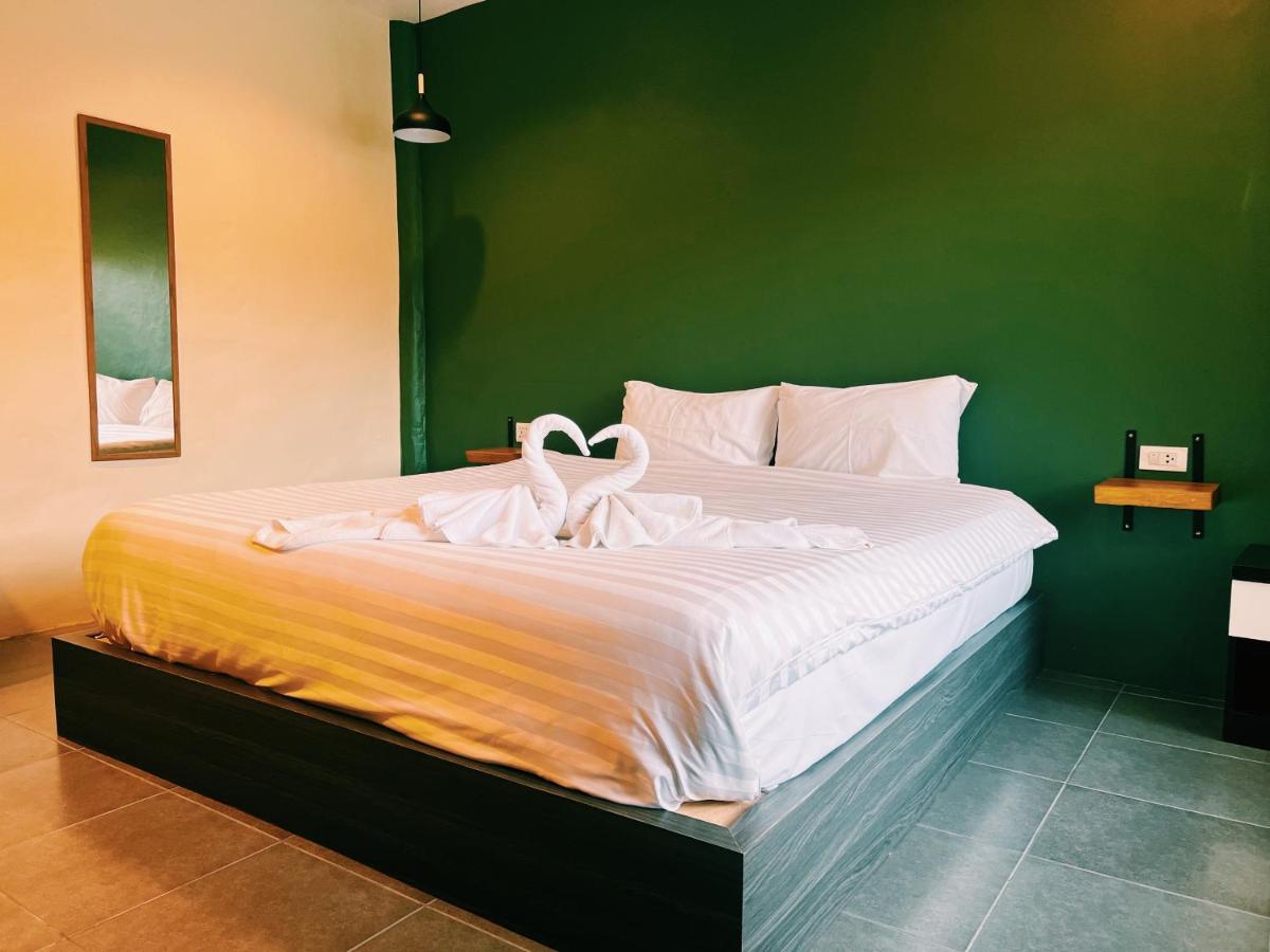 Vivi Hotel Resort Phuket Ngoại thất bức ảnh