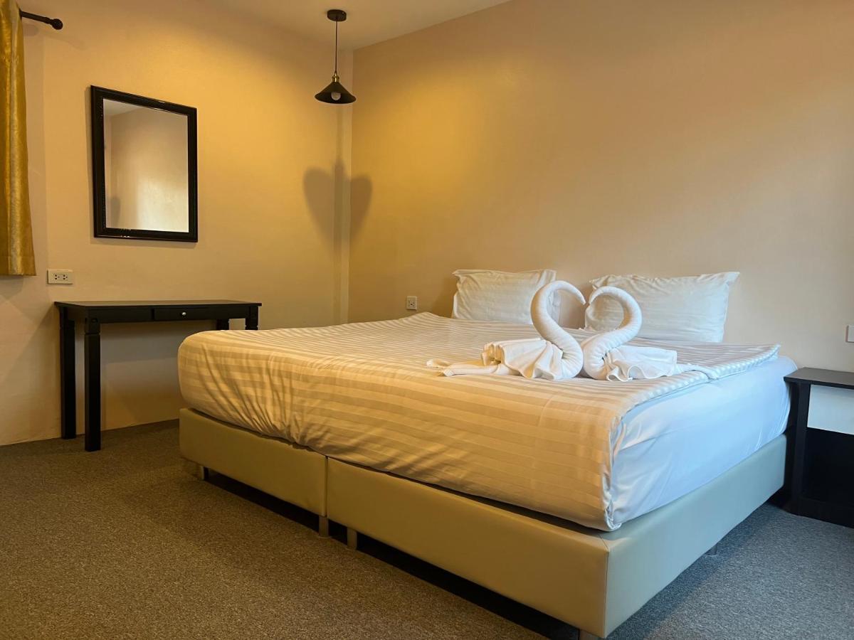 Vivi Hotel Resort Phuket Ngoại thất bức ảnh